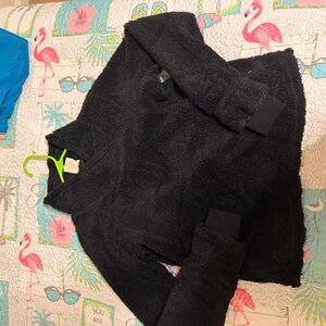 Cozy Black Crew Neck Sweater